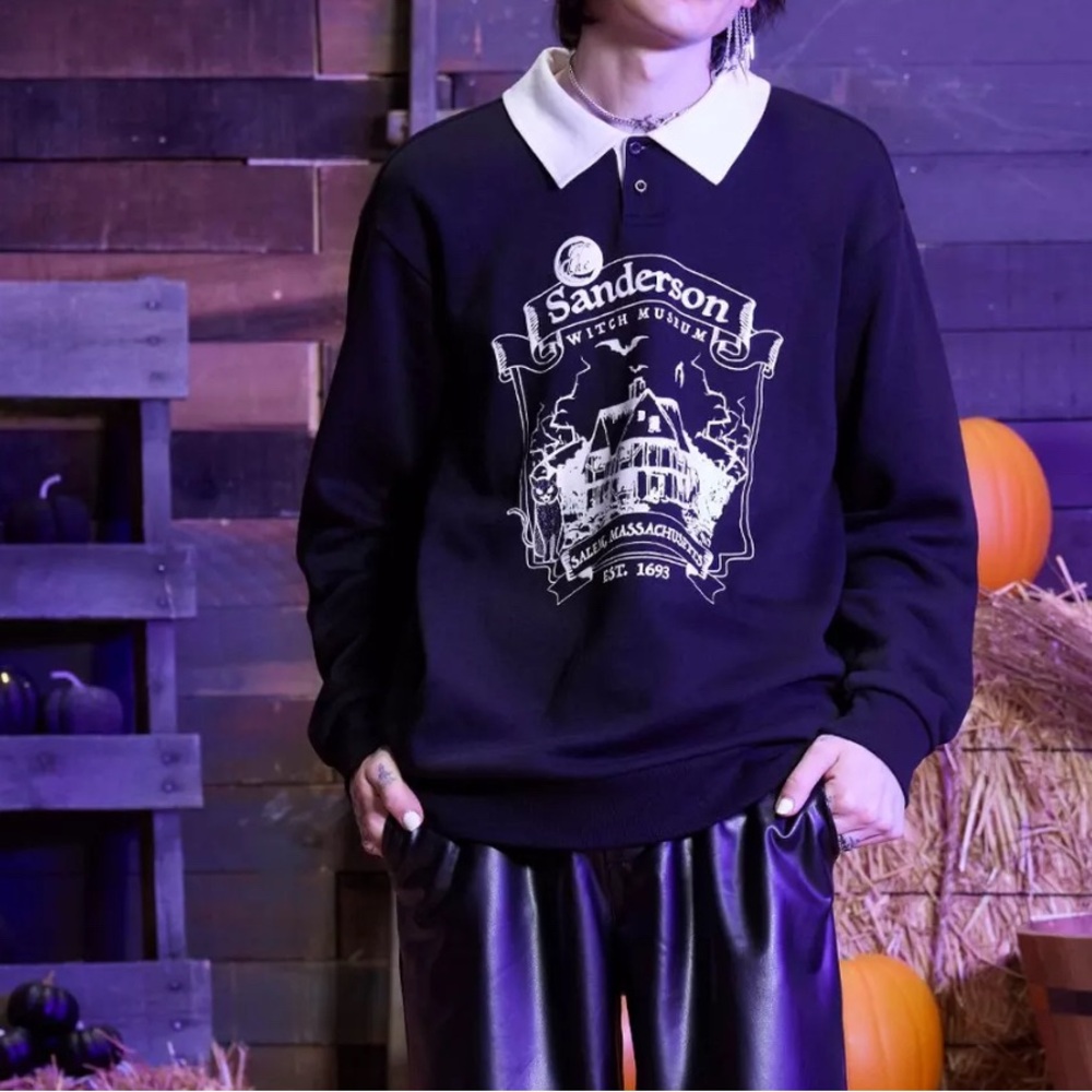 Her Universe Hocus Pocus Sanderson Sister  Black Sweater with White Collar